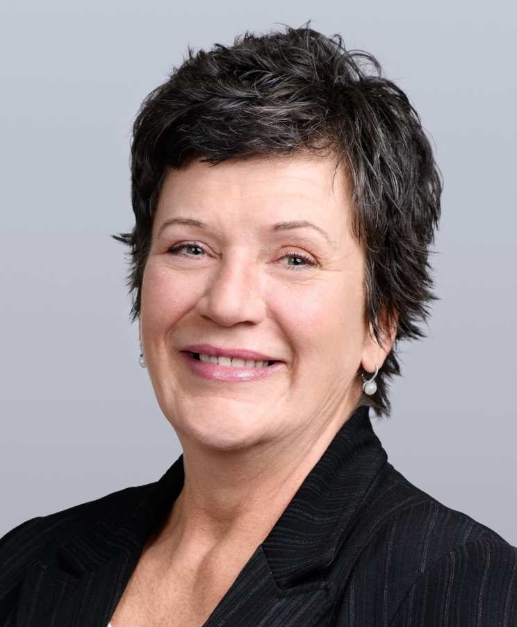 Image of listing agent Denise Langille