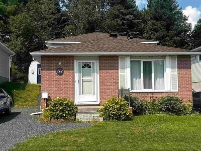 Display Image for 32 Hergott Ave