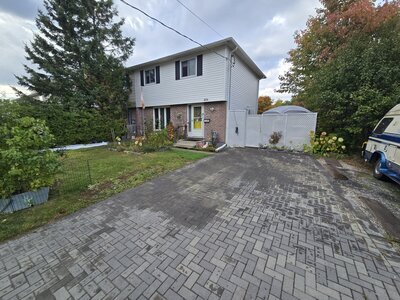 Display Image for 66B Washington Cres.