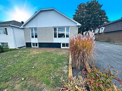 Display Image for 10 Denison Rd