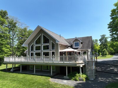 Display Image for 11 River Dr