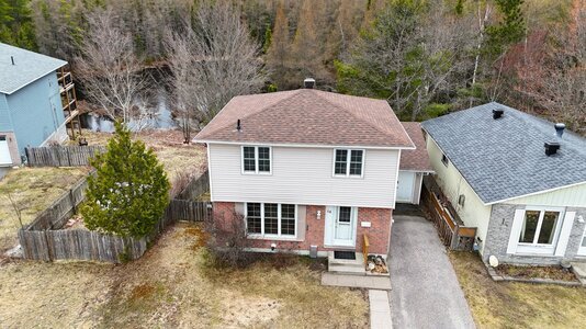 Display Image for 44 MacDonald Court