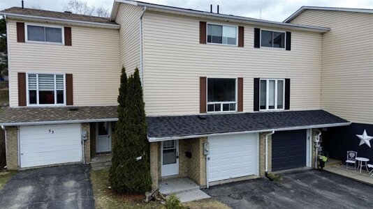 Display Image for 31 Forest Pl