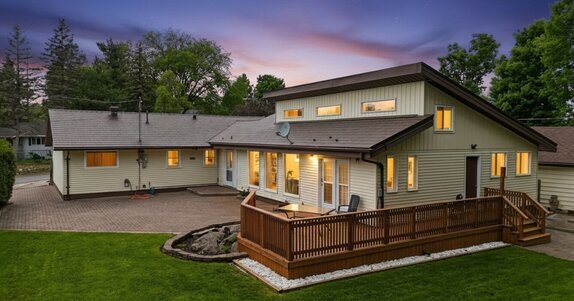 Display Image for 8 Hemlock Pl