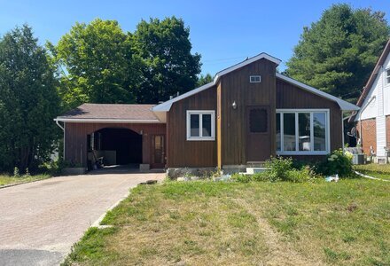 Display Image for 174 Axmith Ave