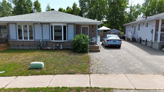 Display Image for 72 Farrell Cres