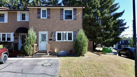 Display Image for 138 Frame Cres