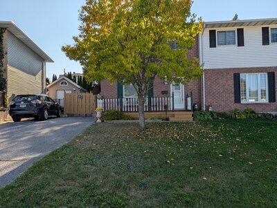 Display Image for 20 Laprairie Cres