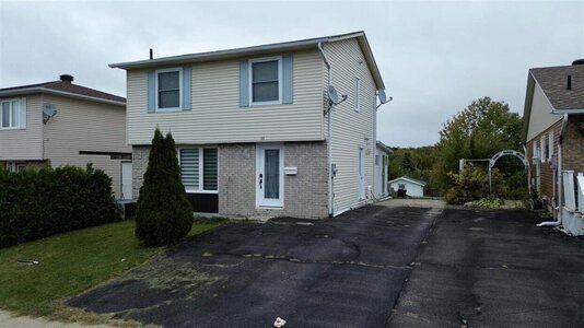 Display Image for 35 Bennett Dr