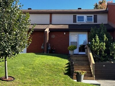 Display Image for 33 Mississauga Ave