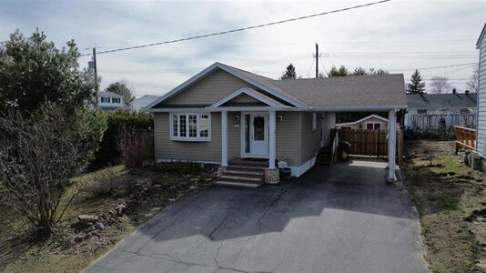Display Image for 90 Roman Ave