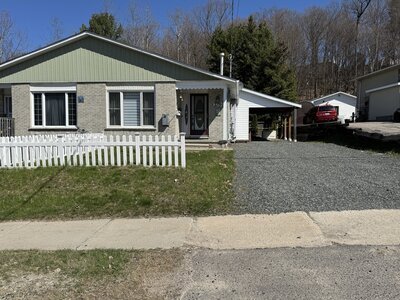 Display Image for 178B Ottawa Ave