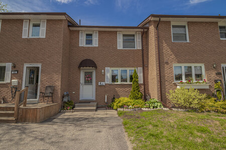 Display Image for 98 Frame Cres