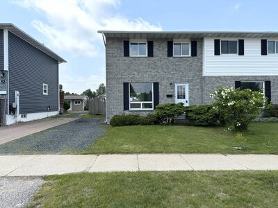 Display Image for 27 Beaumier Cres
