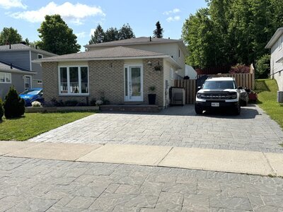Display Image for 85 Esten Dr S